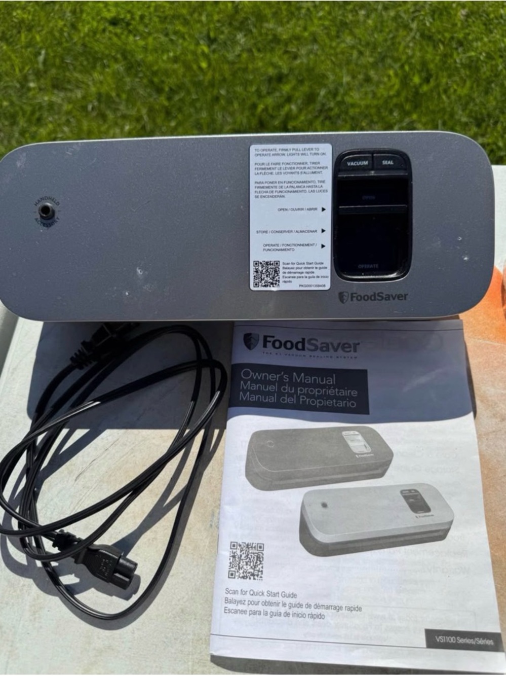 FoodSaver Vacuum Sealer - Gray
